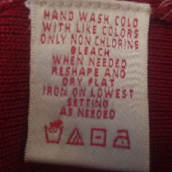 Y479. Nine & Company. Red tank top, medium - Picture 6 of 8